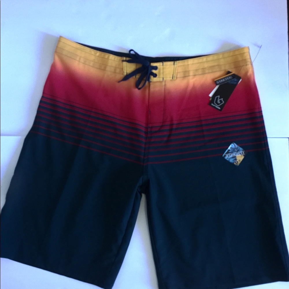 Free Owned BURNSIDE SHORT SURF